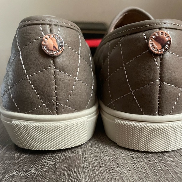 Steve Madden Ecentrcq Sneaker - Picture 3 of 3